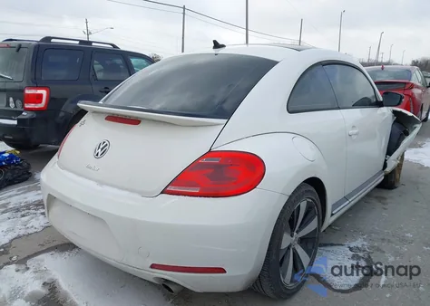 2012 Volkswagen Beetle 2.0T Turbo from USA, damaged, VIN 3VWVA7AT2CM665212